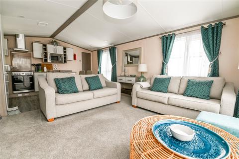 3 bedroom park home for sale, Shorefield, Shorefield Country Park, Downton, Hampshire, SO41
