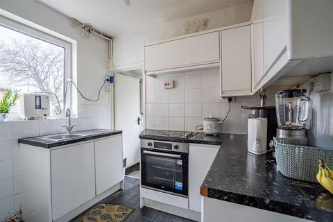 3 bedroom semi-detached house for sale, Swale Avenue, Dringhouses, York, YO24 2PU
