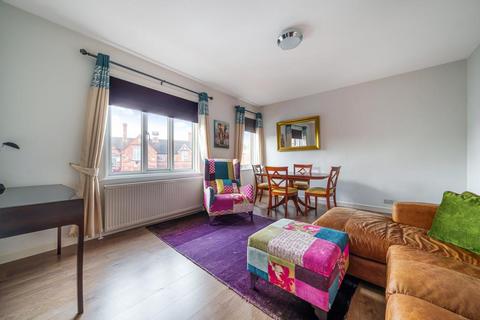 1 bedroom maisonette to rent, Sunninghill,  High Street,  SL5