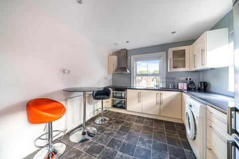1 bedroom maisonette to rent, Sunninghill,  High Street,  SL5
