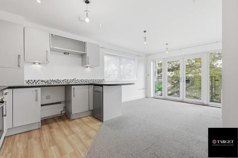 2 bedroom flat to rent, Zest Court, Edmonton N9