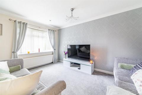 undefined, Nuneaton Way, The Boltons, NE5