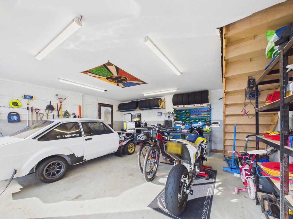 Double Garage