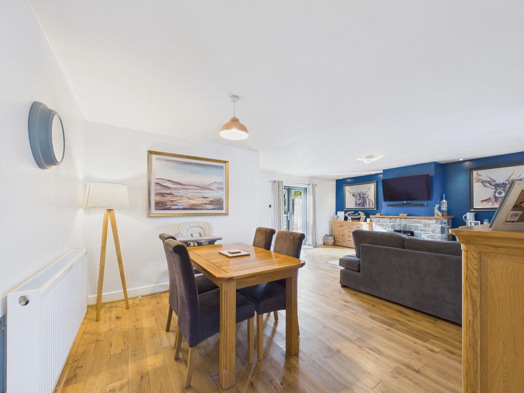 Lounge Dining Room
