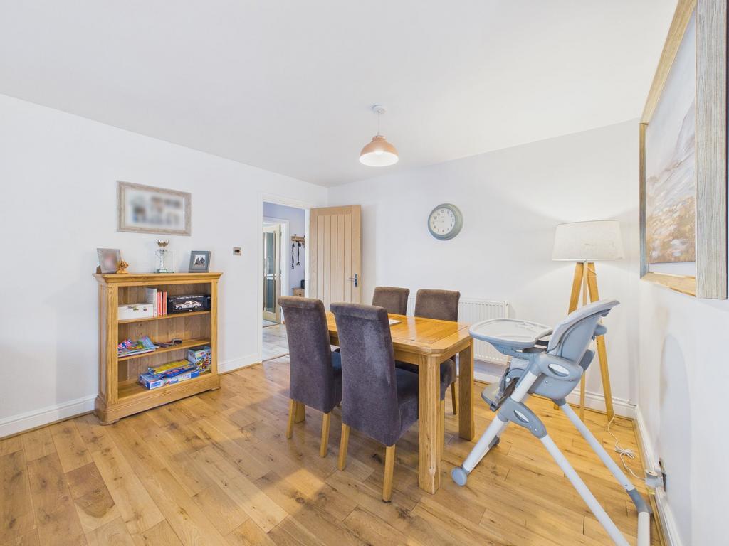 Lounge Dining Room