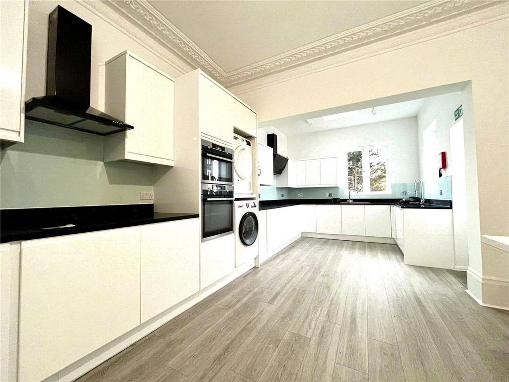 Communal Kitchen