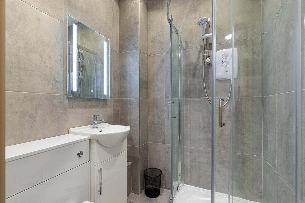 Shower Room 5