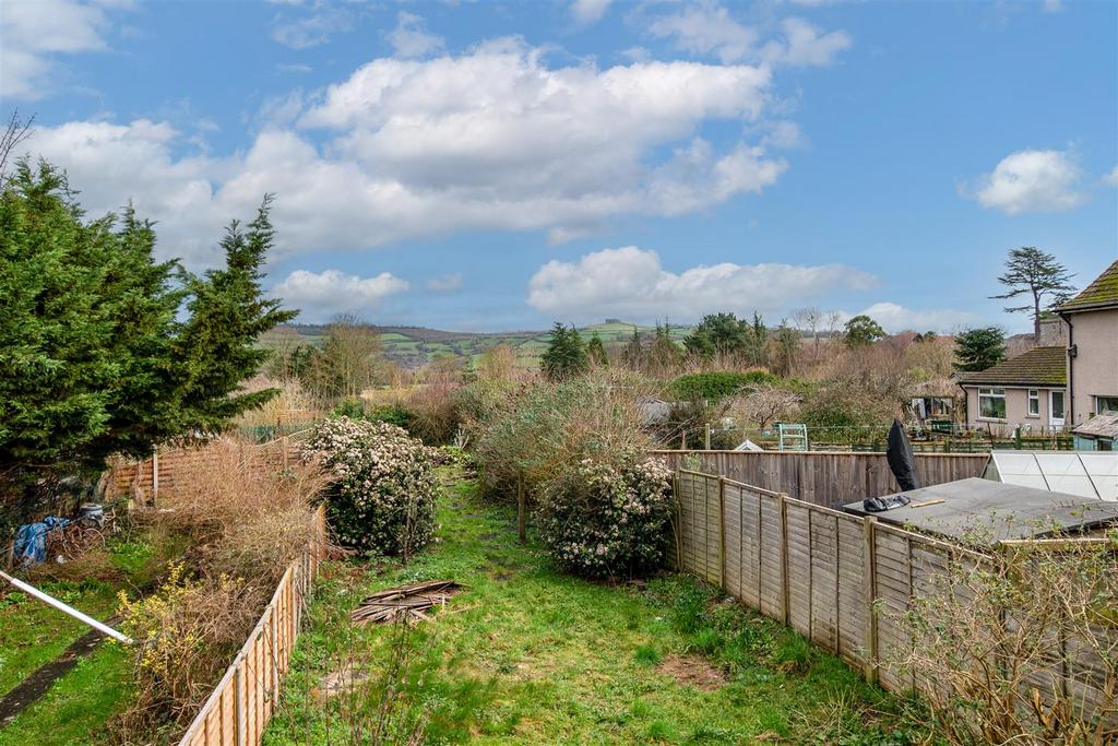 DSC 1208-Edit.jpg