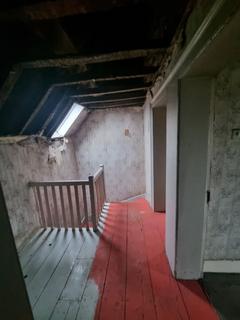 4 bedroom flat for sale, First and Second Floors, 29 High Street, Stourport on Severn, Worcestershire, DY13 8BE