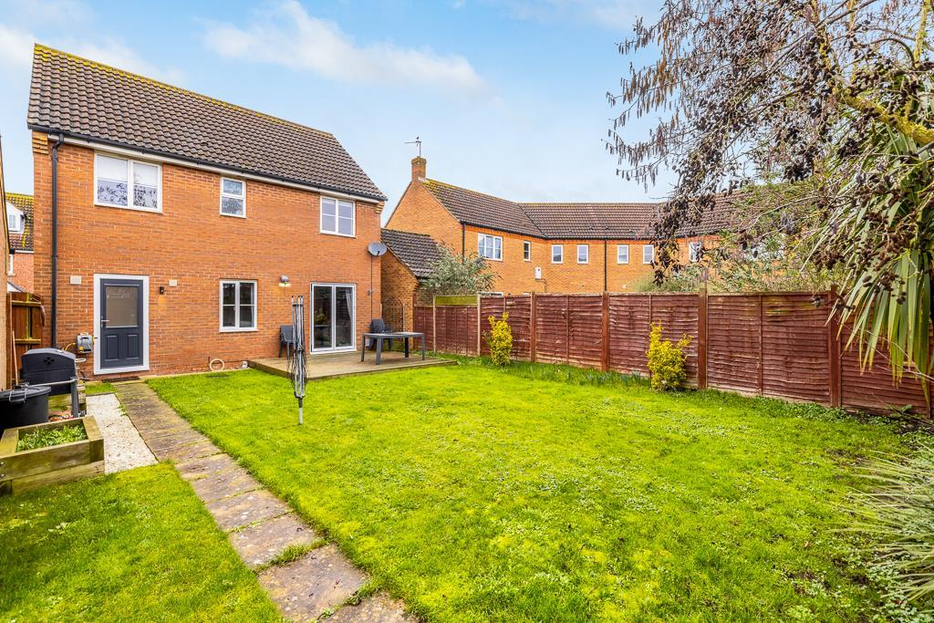 34 Haywain Drive (Deeping St Nicholas)-8.jpg