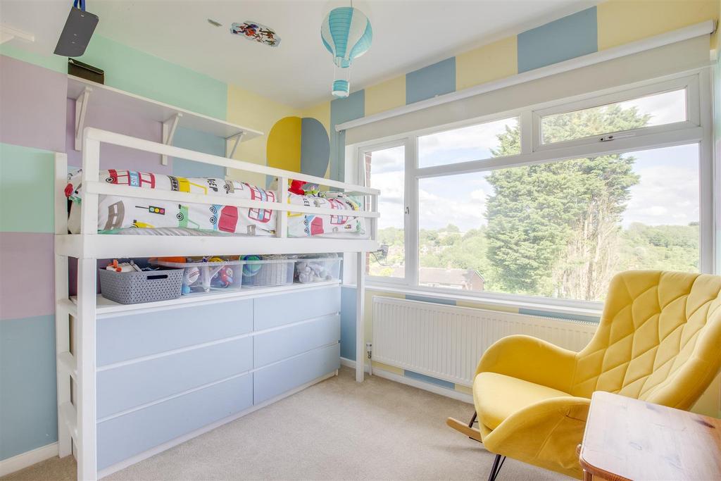 15 Longland Way, HP12 3 UN-1.jpg