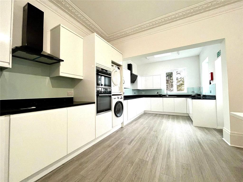 Communal Kitchen