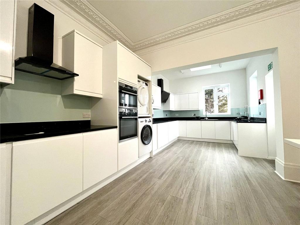 Communal Kitchen