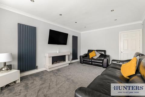 6 bedroom detached house for sale, Copt Royd Grove, Yeadon, Leeds