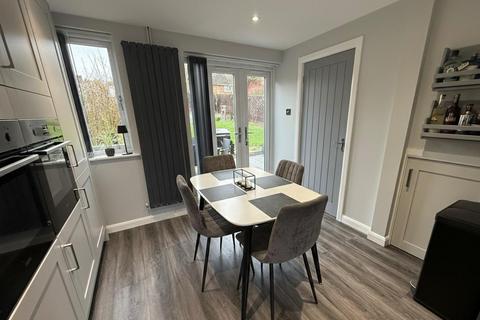 2 bedroom property for sale, Derwent Drive, Northampton NN5
