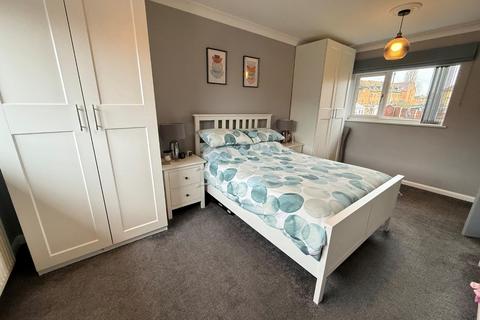 2 bedroom property for sale, Derwent Drive, Northampton NN5