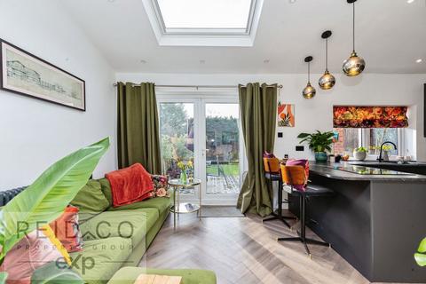 3 bedroom semi-detached house for sale, Lea Road, Preston PR2