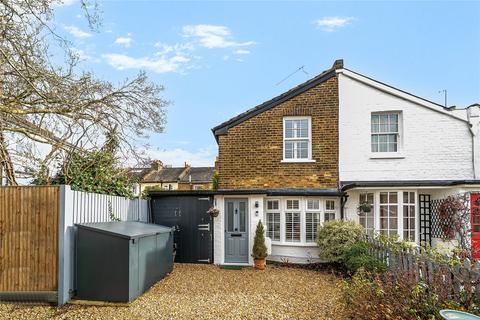2 bedroom end of terrace house for sale, St. Leonard's Square, Surbiton KT6