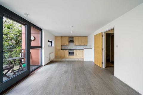 1 bedroom apartment to rent, Hampton House, Ascalon Street, London SW8