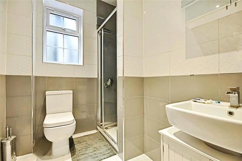 2 bedroom flat to rent, Pump Alley, Brentford, TW8