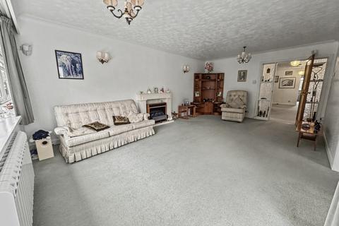 3 bedroom flat for sale, Ferndown