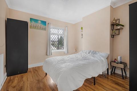 3 bedroom terraced house for sale, Bulkington Road, Warwickshire CV12