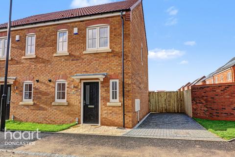 2 bedroom semi-detached house for sale, Hurst Avenue, Armthorpe, Doncaster