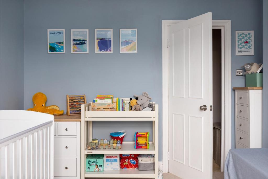FFF, 23 Henleaze Road, BS9-12.jpg
