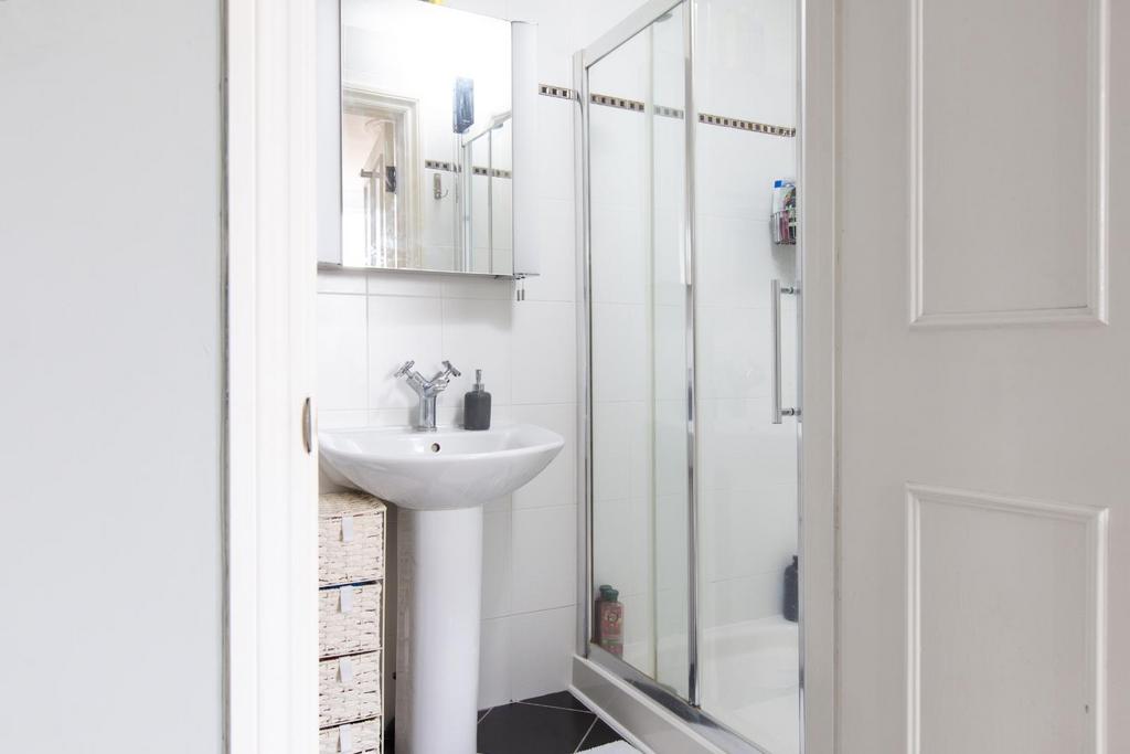 FFF, 23 Henleaze Road, BS9-8.jpg