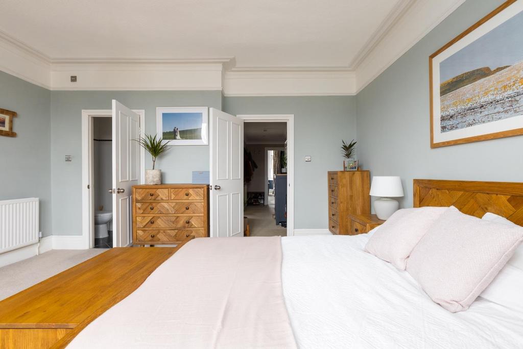 FFF, 23 Henleaze Road, BS9-3.jpg