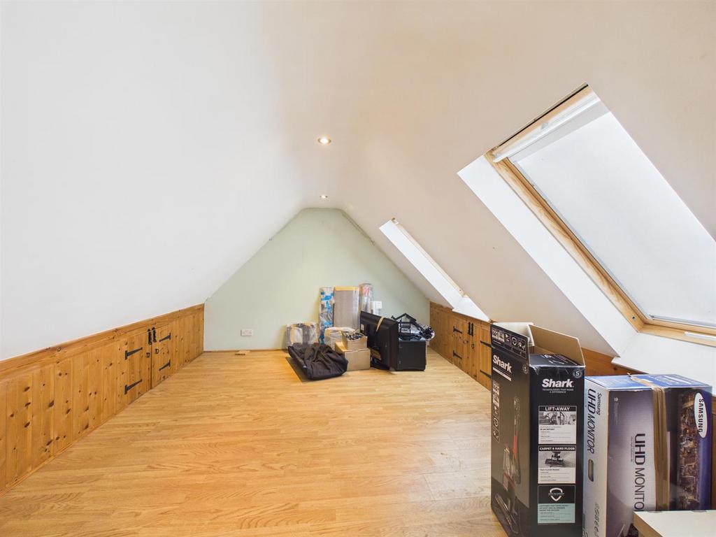 Store/Office Space above Garage