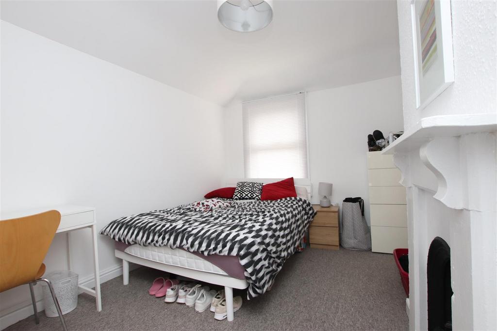 Bedroom two.JPG