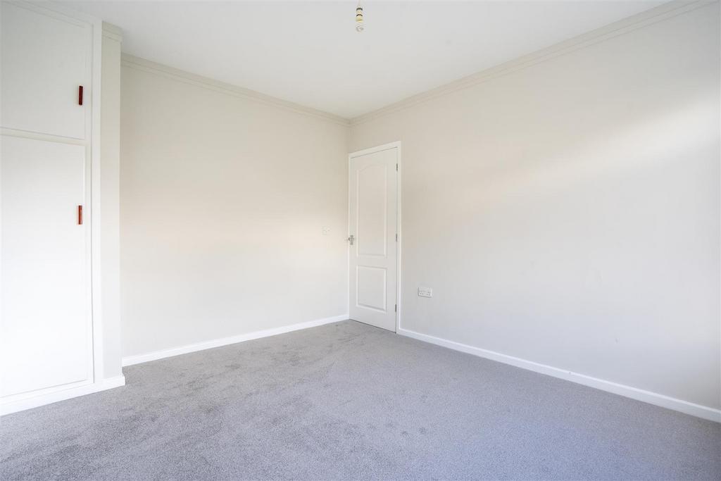 13 Pinelands Way-6.jpg