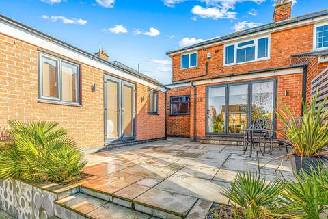 3 bedroom semi-detached house for sale, Westdown Drive, Leicester LE4