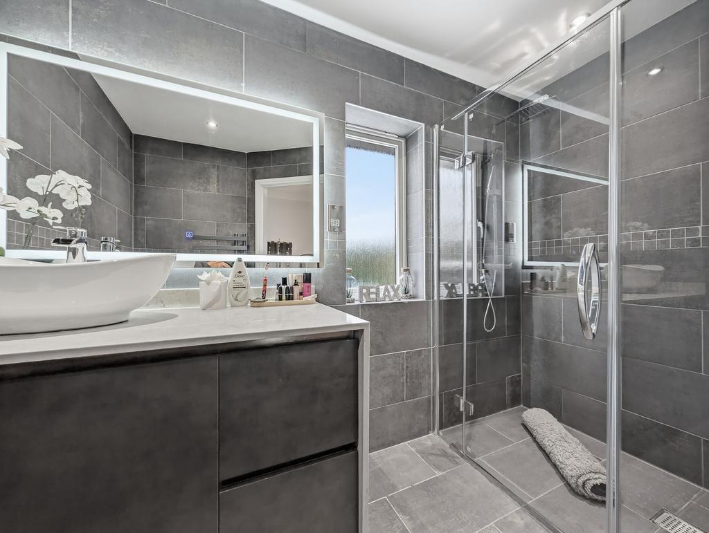 En-suite Shower Room