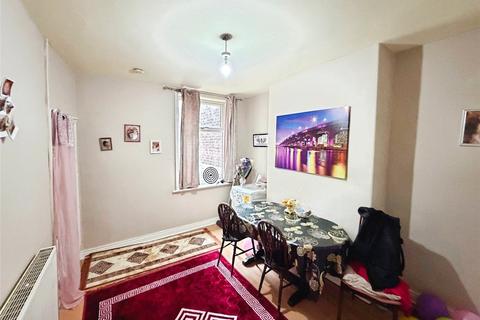 2 bedroom terraced house for sale, Wistaston Road, Crewe, Cheshire, CW2