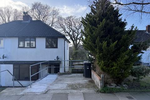 3 bedroom semi-detached house to rent, Sandringham Road, Newton Abbot TQ12