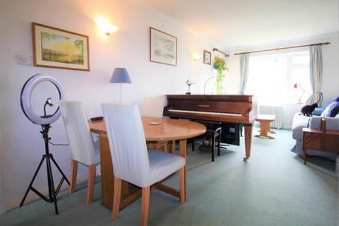 undefined, 15, Warren Road, Guildford GU1