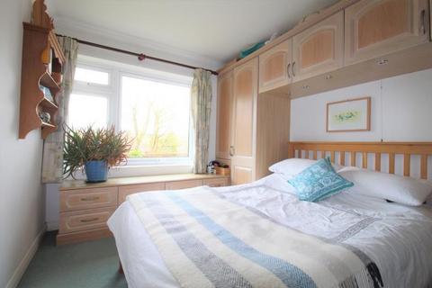 undefined, 15, Warren Road, Guildford GU1