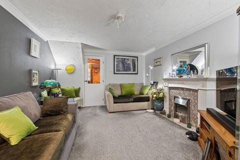 2 bedroom semi-detached house for sale, The Furlongs, Market Harborough LE16