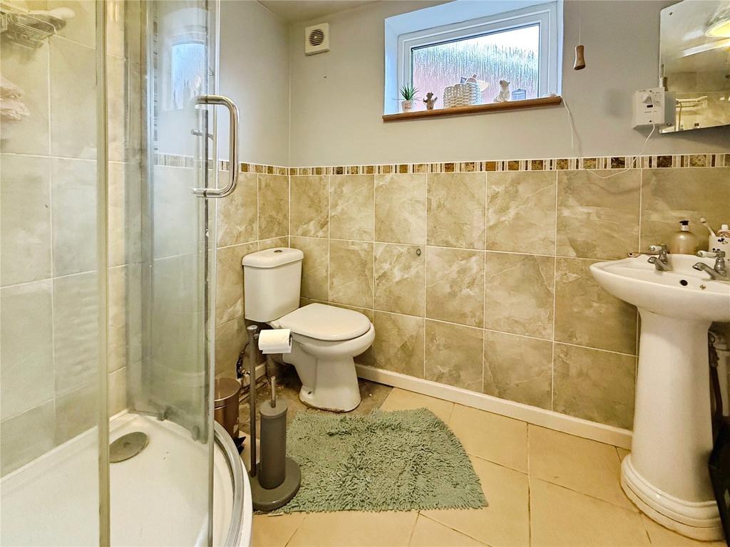Ensuite