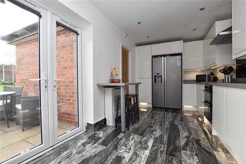3 bedroom semi-detached house for sale, The Crescent, Tingley, Wakefield, West Yorkshire