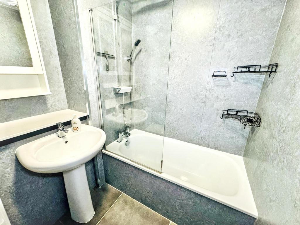 Bathroom 2