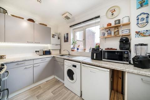 1 bedroom flat for sale, Woodger Road, London W12
