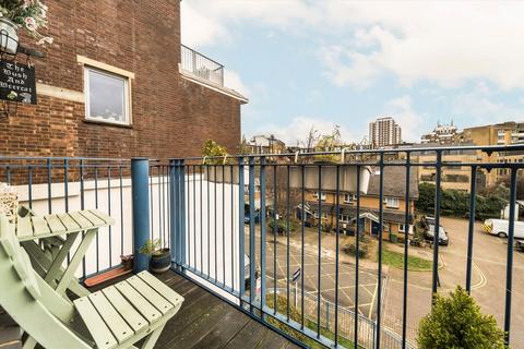 1 bedroom flat for sale, Woodger Road, London W12