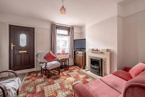 3 bedroom terraced house for sale, Nelson Road, Gorleston