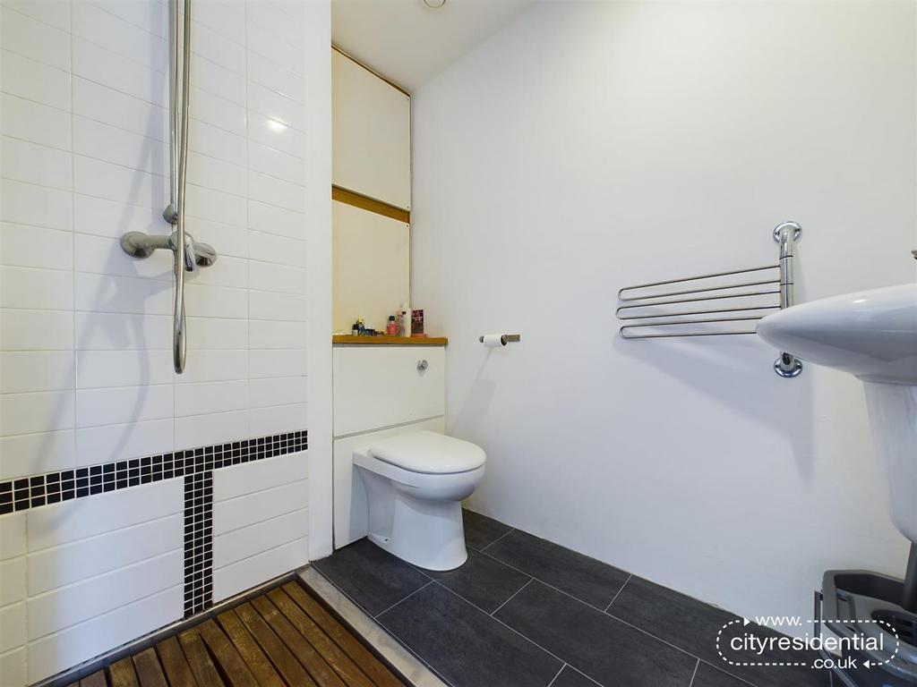 Ensuite
