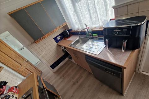 2 bedroom terraced house for sale, Worcester Park KT4