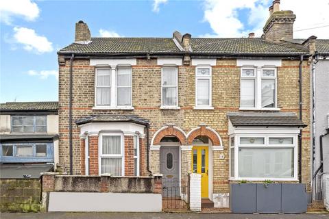 3 bedroom house to rent, Lime Street, Walthamstow E17