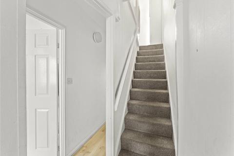 3 bedroom house to rent, Lime Street, Walthamstow E17